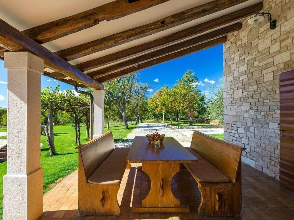 Villa Fiore Comfortable Holiday Residence Žminj