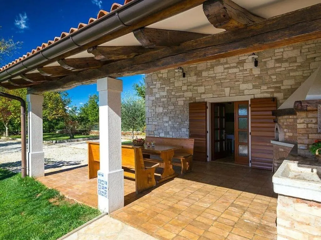 Villa Fiore Comfortable Holiday Residence Žminj