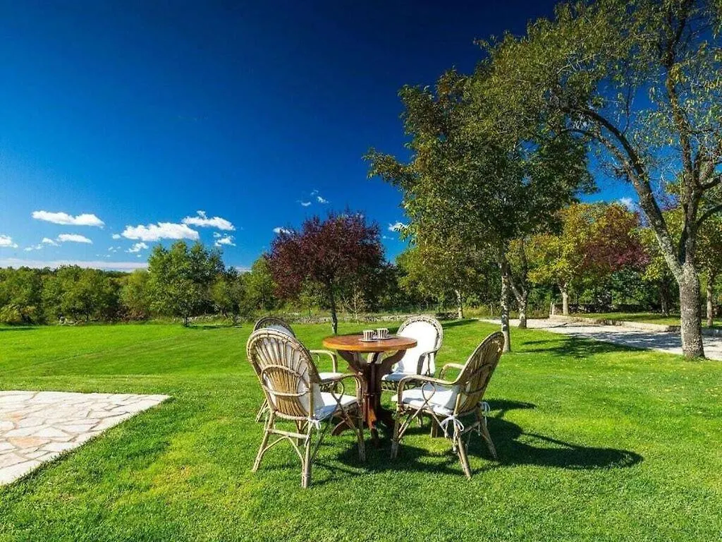 Villa Fiore Comfortable Holiday Residence Žminj Kroatien