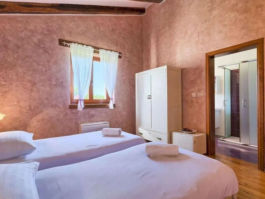 Villa Fiore Comfortable Holiday Residence Žminj Kroatien